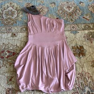 Guess by Marciano One shoulder loose pink top with jewels size XS